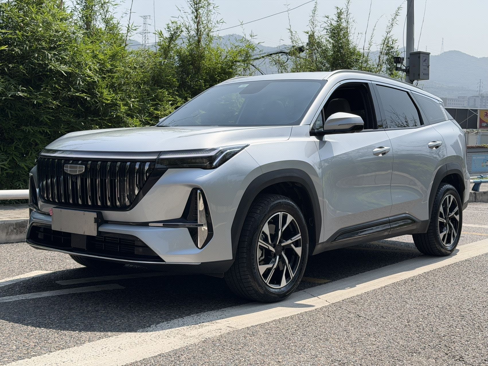 GEELY Boyue L 2025 GEELY Boyue L 2025 car image