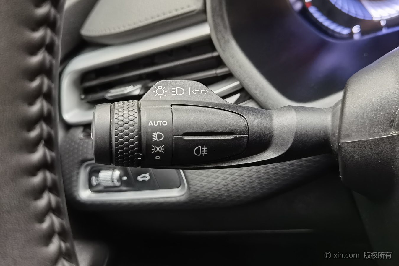 GEELY Emgrand 2023 image de voiture #22