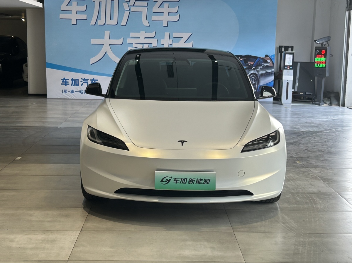 Tesla Model 3 2025 #2 Tesla Model 3 2025 изображение автомобиля #2