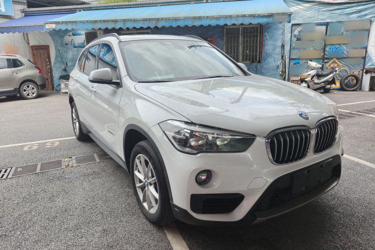 BMW X1 2017 #4 BMW X1 2017 car image #4