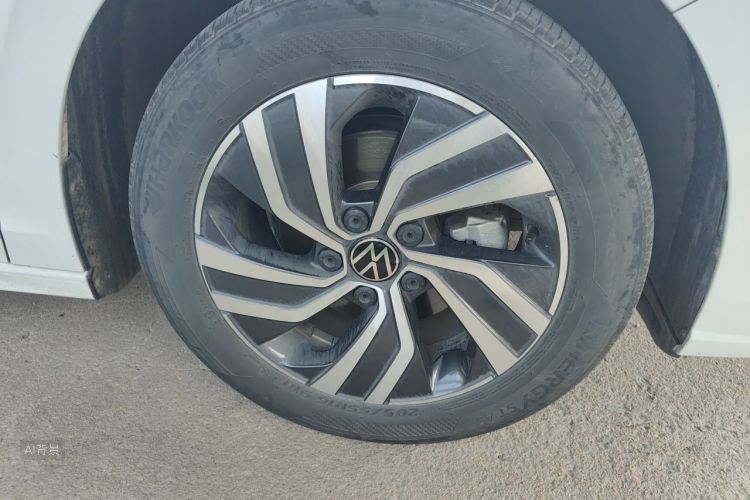 Volkswagen Bora 2022 car image #9