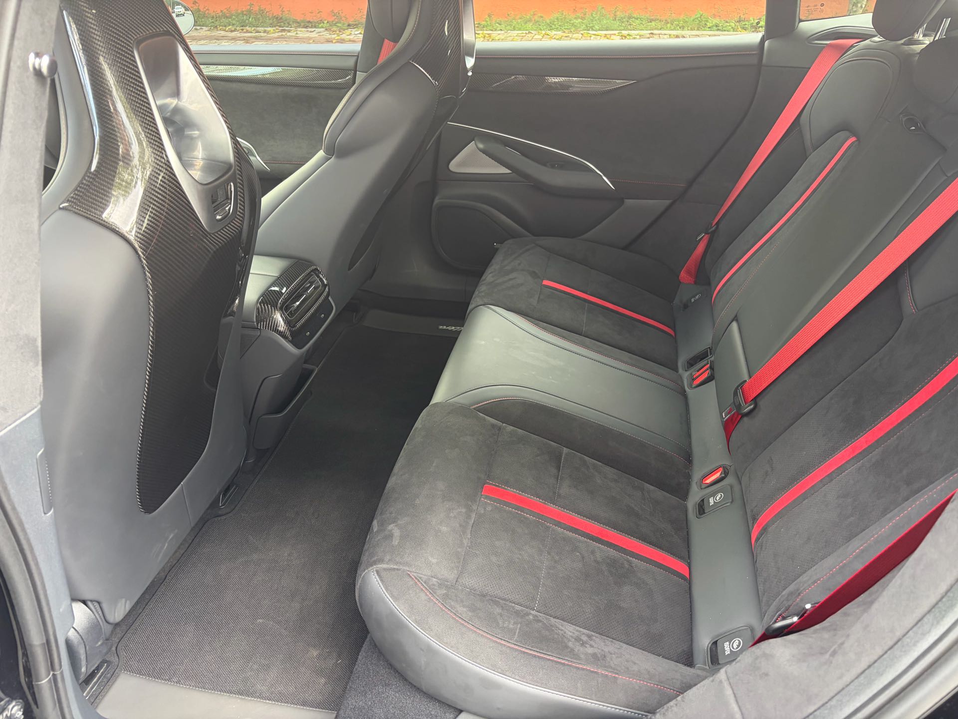 MI SU7 Ultra 2025 car image #14