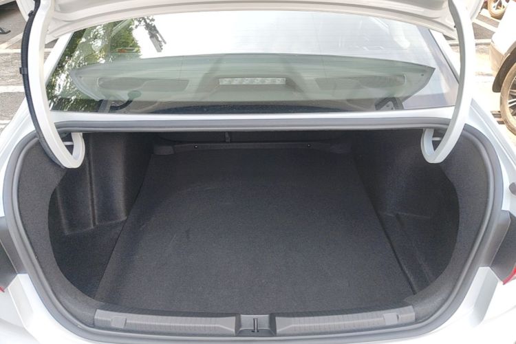 Volkswagen Lavida 2024 car image #19