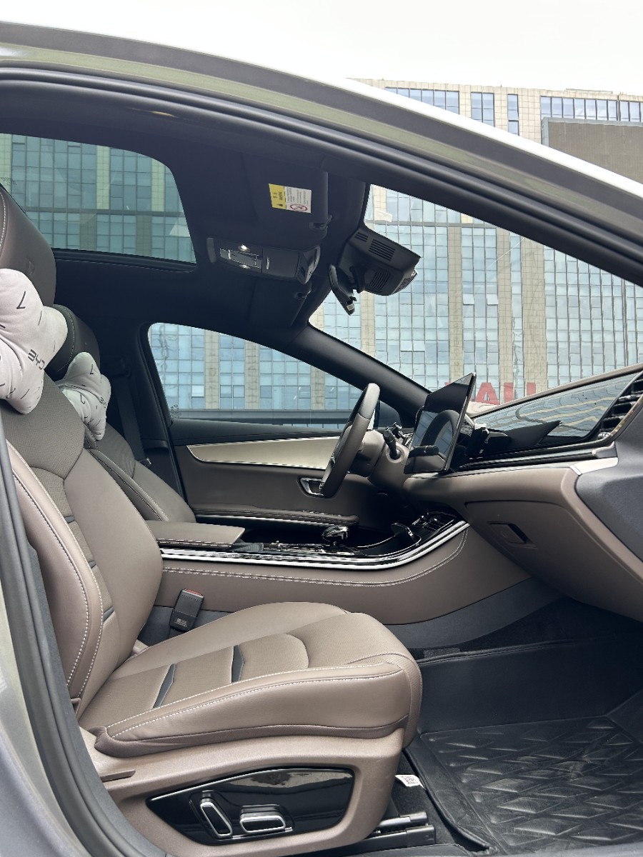 BYD Han 2021 car image #3