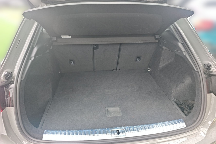 Audi Q3 2023 car image #21