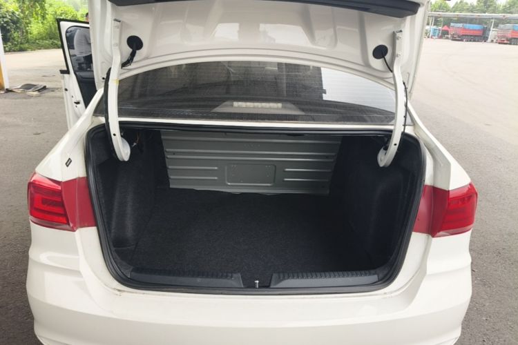 Volkswagen Santana 2019 #19 Volkswagen Santana 2019 car image #19