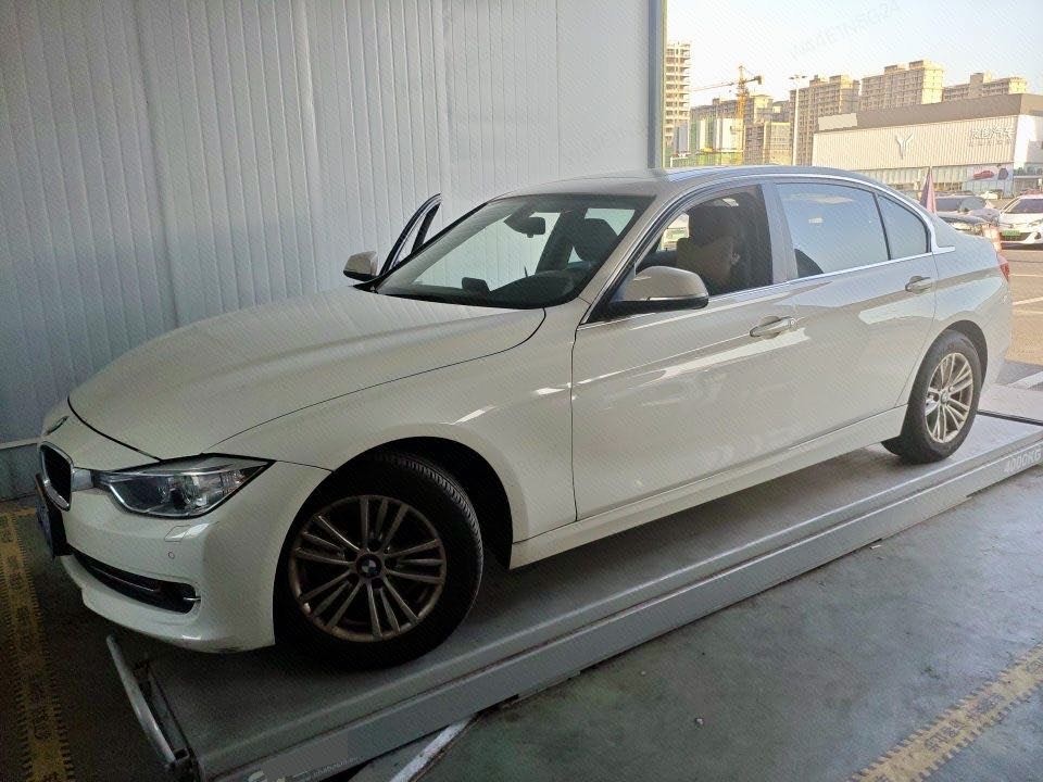 BMW 3 Series 2014 car image 