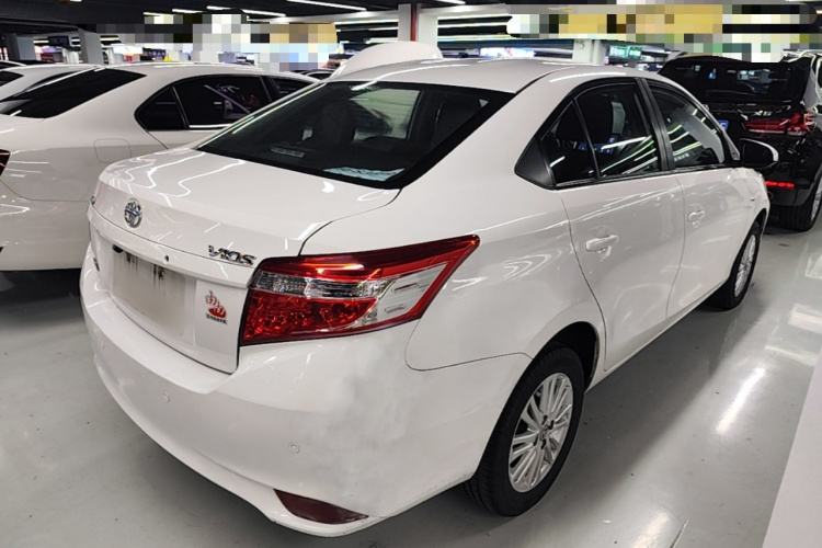 Toyota Vios 2015 car image #7