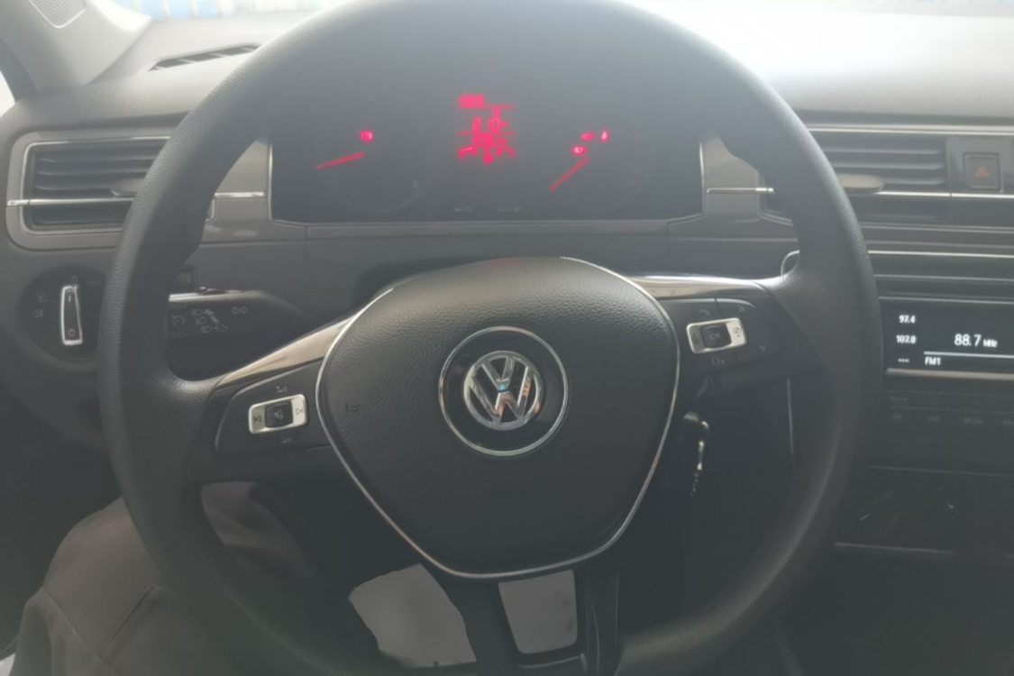 Volkswagen Santana 2017 #22 Volkswagen Santana 2017 car image #22