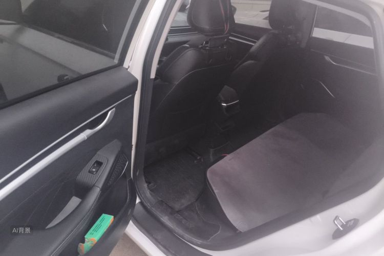 GEELY Emgrand 2024 car image #19