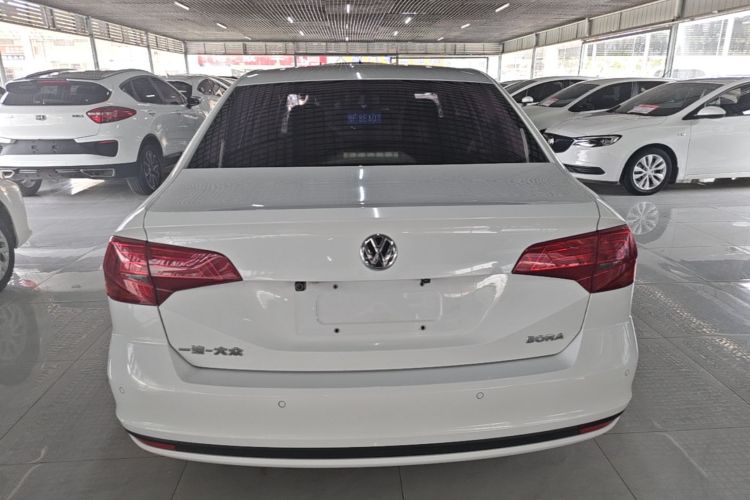 Volkswagen Bora 2018 car image #6