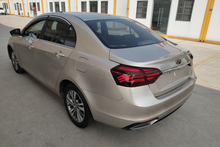 GEELY Emgrand 2018 car image #5