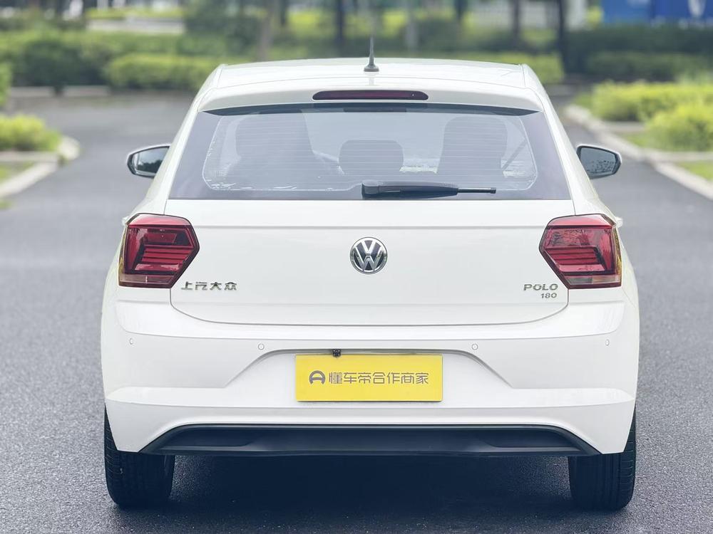 Volkswagen Polo 2019 car image #5