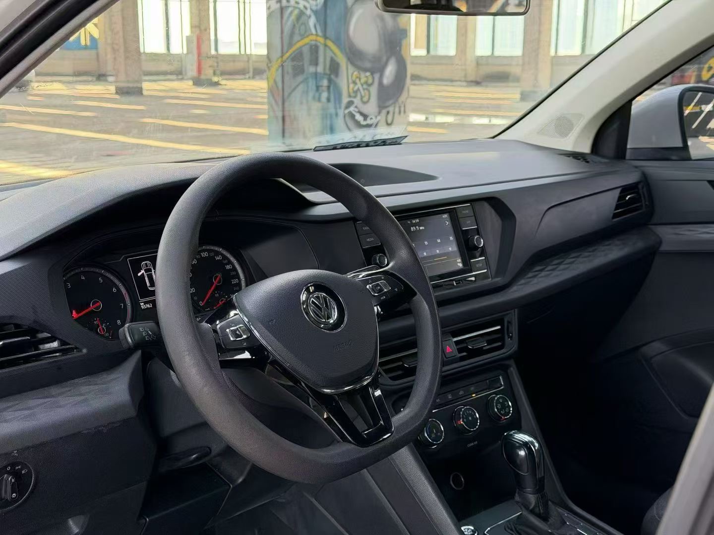 Volkswagen Tharu 2019 #4 Volkswagen Tharu 2019 car image #4