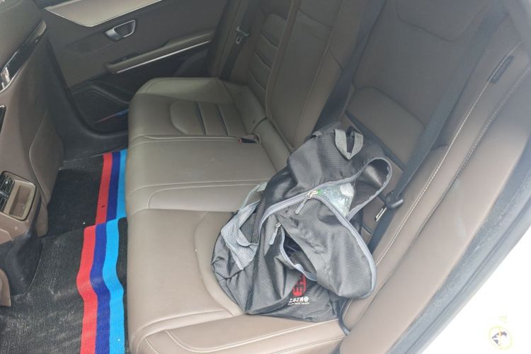 BYD Han 2023 car image #14