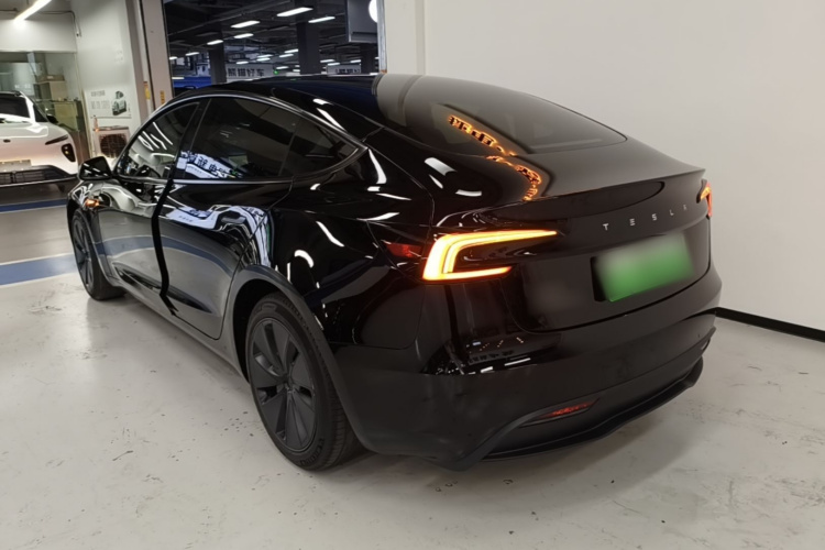 Tesla Model 3 2024 #5 Tesla Model 3 2024 car image #5