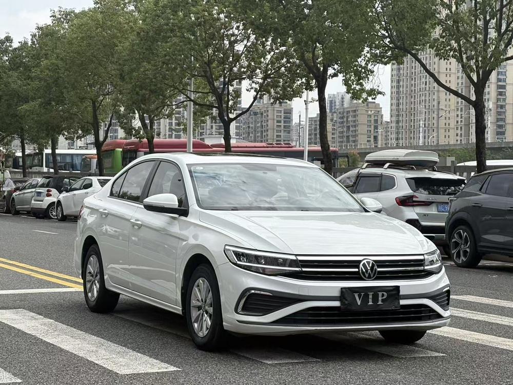 Volkswagen Bora 2023 immagine di auto #3