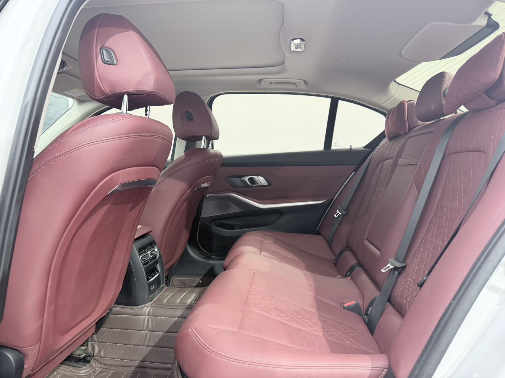 BMW 3 Series 2023 #9 BMW 3 Series 2023 car image #9