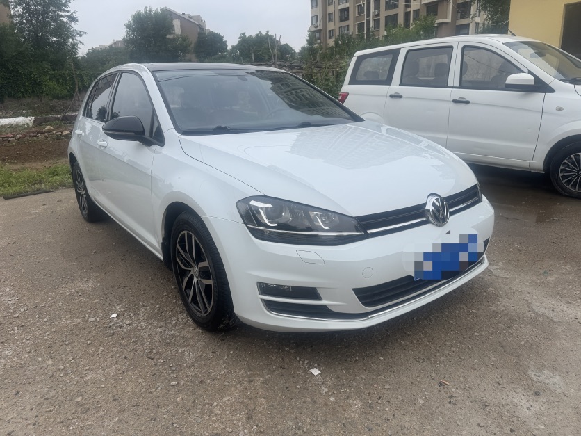 Volkswagen Golf 2016 car image #3