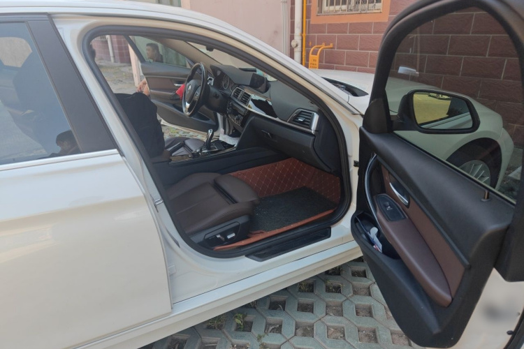 BMW 3 Series 2017 #27 BMW 3 Series 2017 car image #27