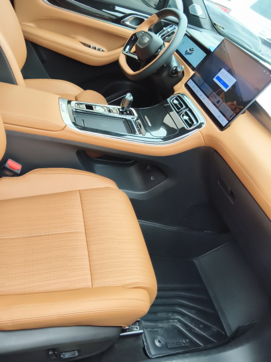 GEELY Boyue L 2025 #6 GEELY Boyue L 2025 car image #6