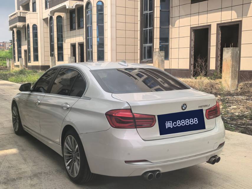 BMW 3 Series 2018 car image #5