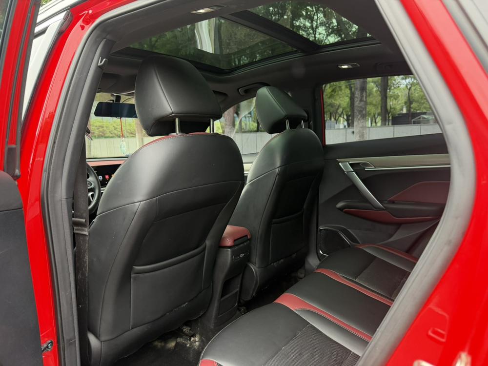 GEELY Coolray 2019 car image #10