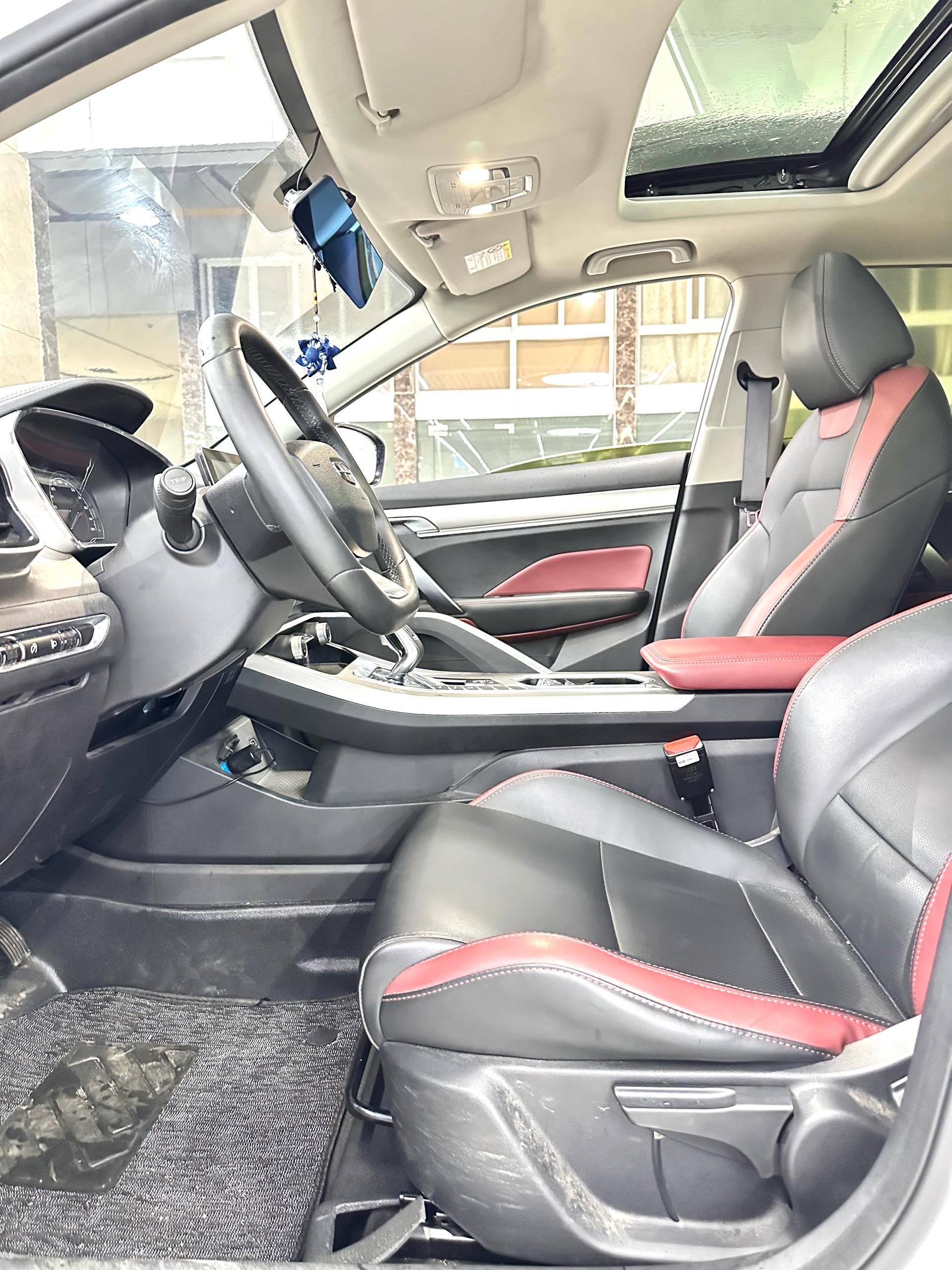 GEELY Coolray 2020 car image #3