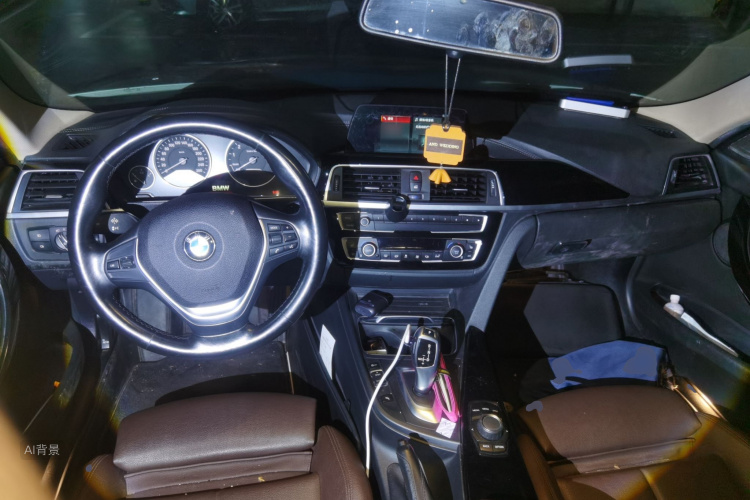 BMW 3 Series 2018 image de voiture #11
