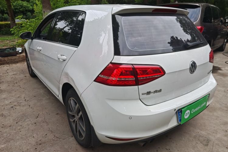 Volkswagen Golf 2015 car image #7
