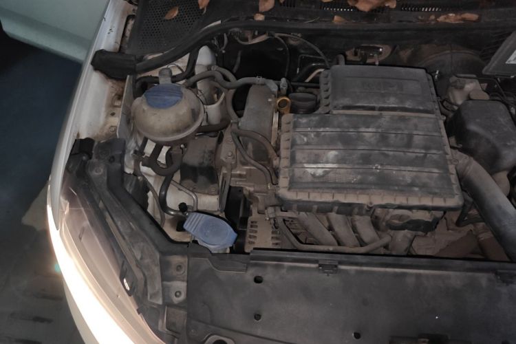 Volkswagen Santana 2017 car image #28