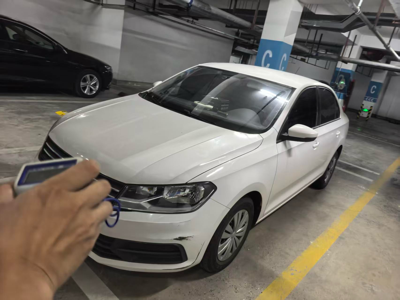 Volkswagen Santana 2019 car image 