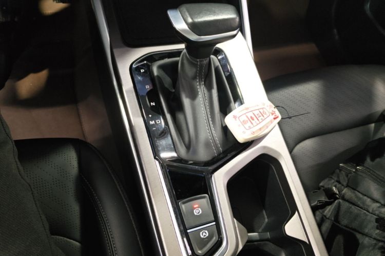 GEELY Emgrand 2023 #14 GEELY Emgrand 2023 car image #14