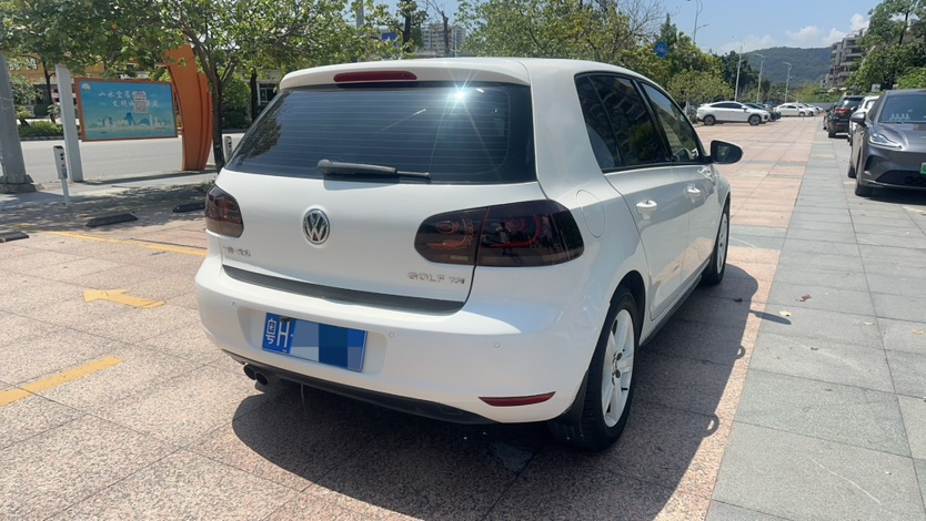 Volkswagen Golf 2013 car image #4