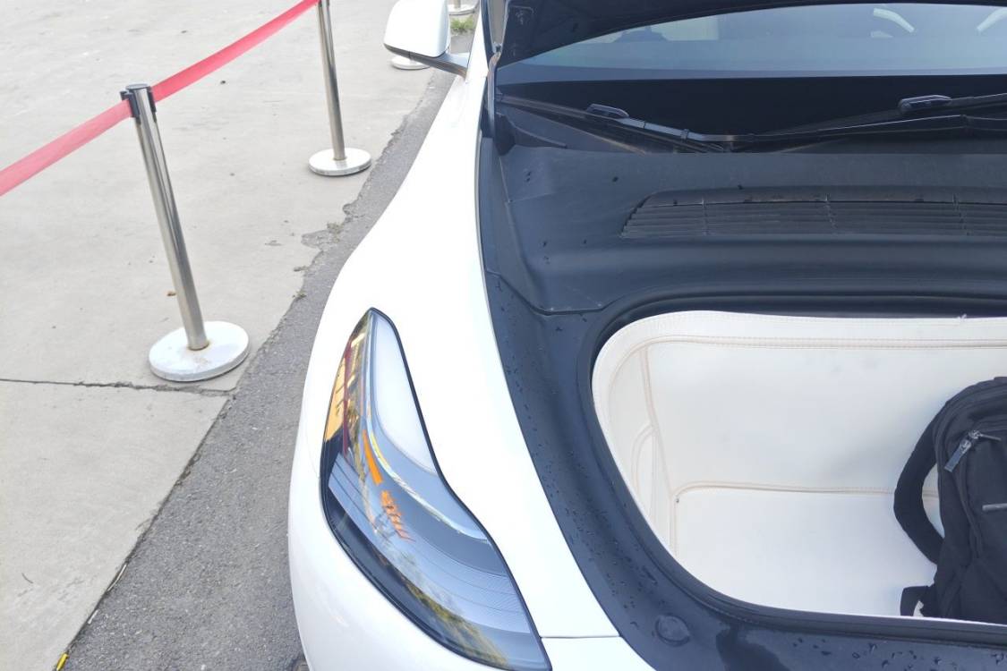 Tesla Model Y 2024 #11 Tesla Model Y 2024 imagen de coche #11
