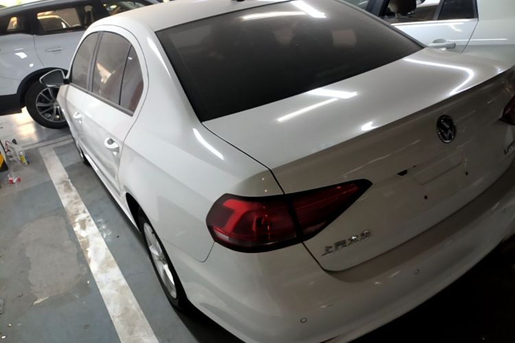 Volkswagen Lavida 2020 car image #5