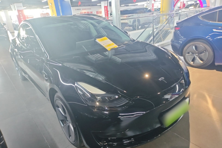 Tesla Model 3 2023 car image #4