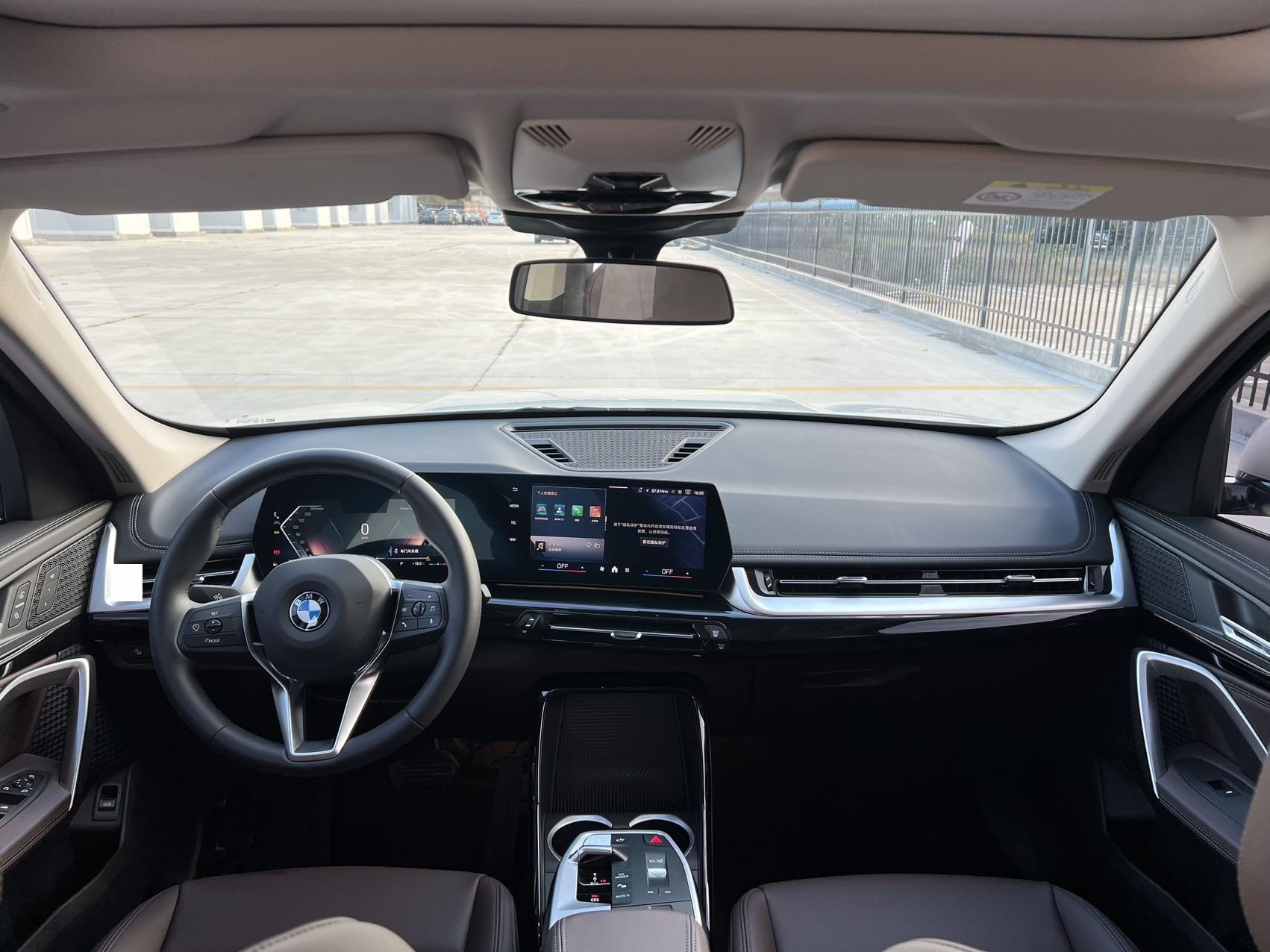 BMW X1 2023 car image #12