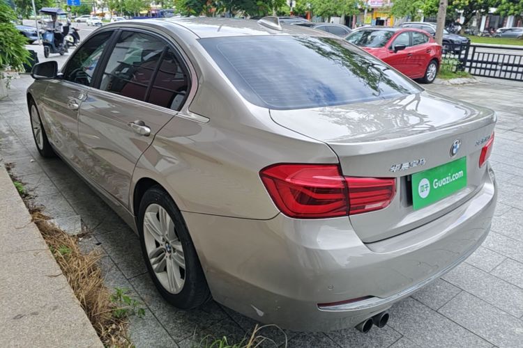 BMW 3 Series 2017 car image #5