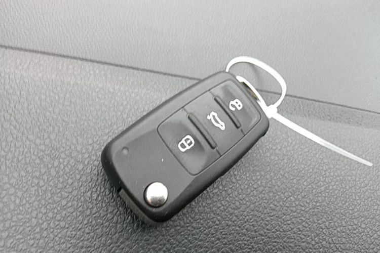 Volkswagen Lavida 2017 car image #9