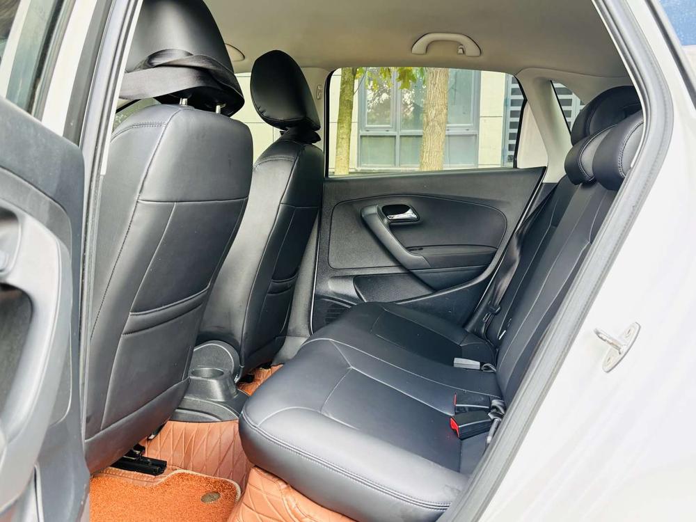 Volkswagen Polo 2019 car image #11