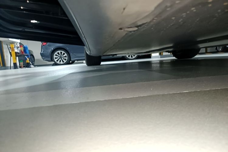 Tesla Model 3 2022 car image #27