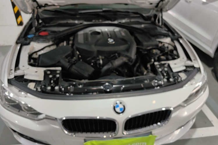 BMW 3 Series 2017 #20 BMW 3 Series 2017 car image #20