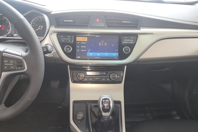 GEELY Emgrand GL 2017 car image #13