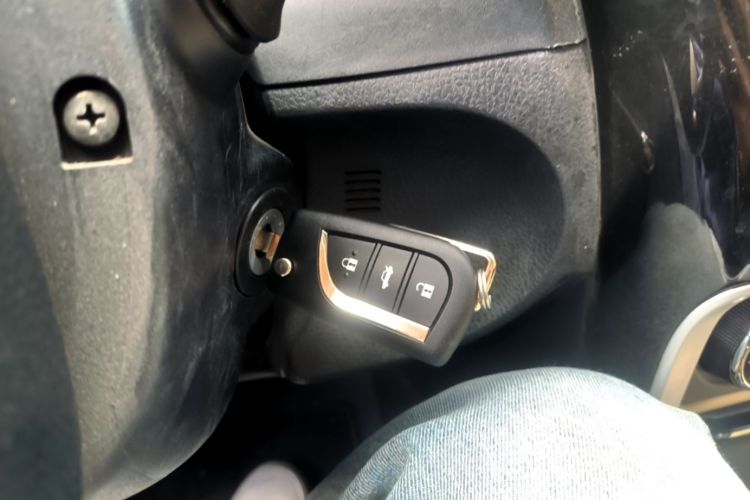 Toyota Corolla 2018 car image #9