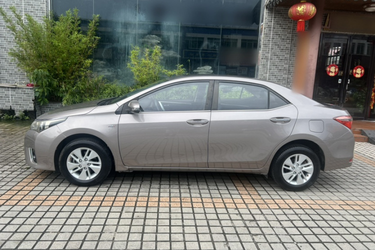 Toyota Corolla 2018 #8 Toyota Corolla 2018 car image #8
