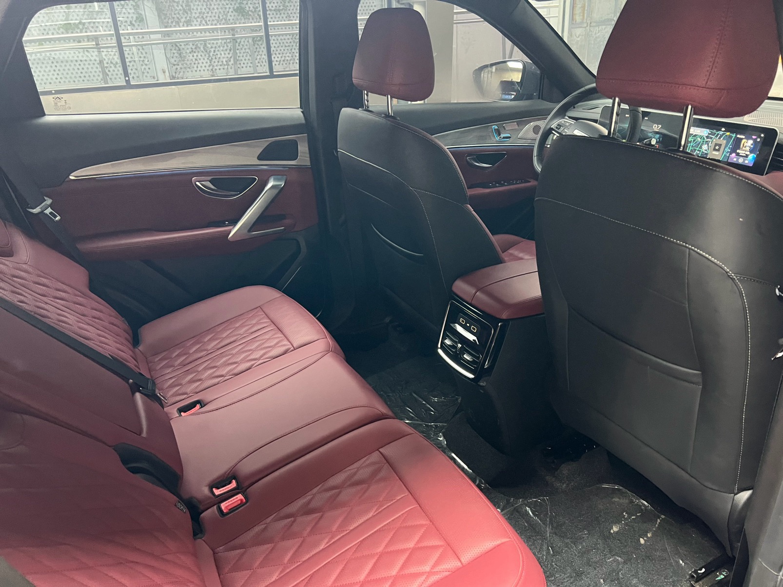 Jetour X70 PLUS 2024 car image #8