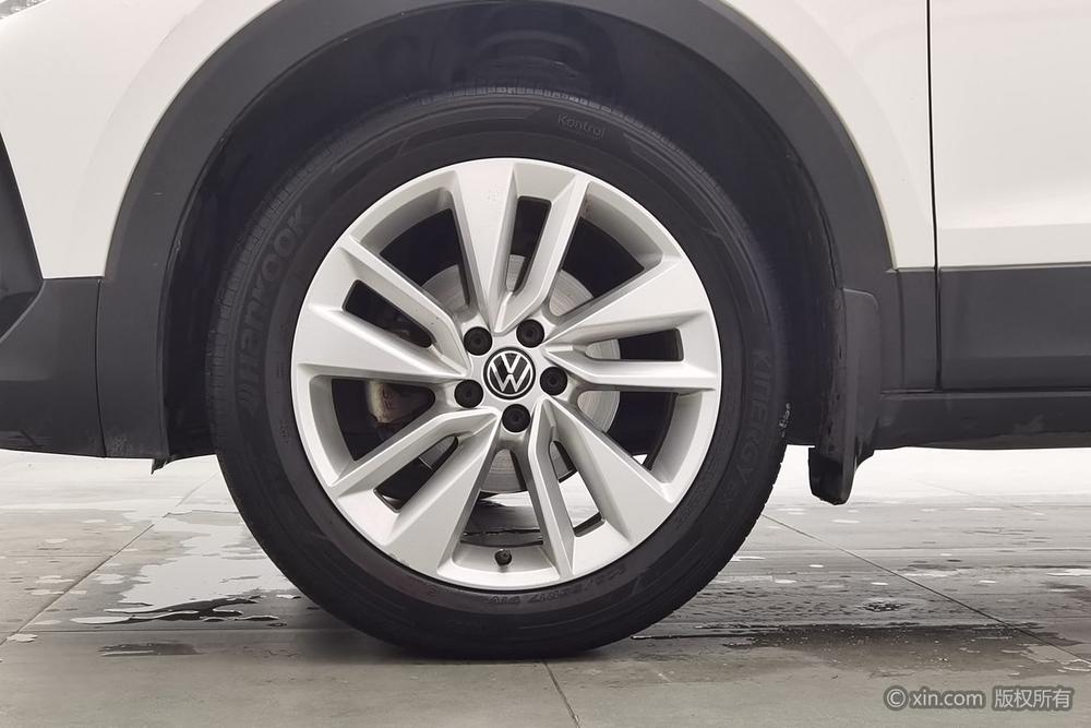 Volkswagen T-Cross 2020 #10 Volkswagen T-Cross 2020 car image #10