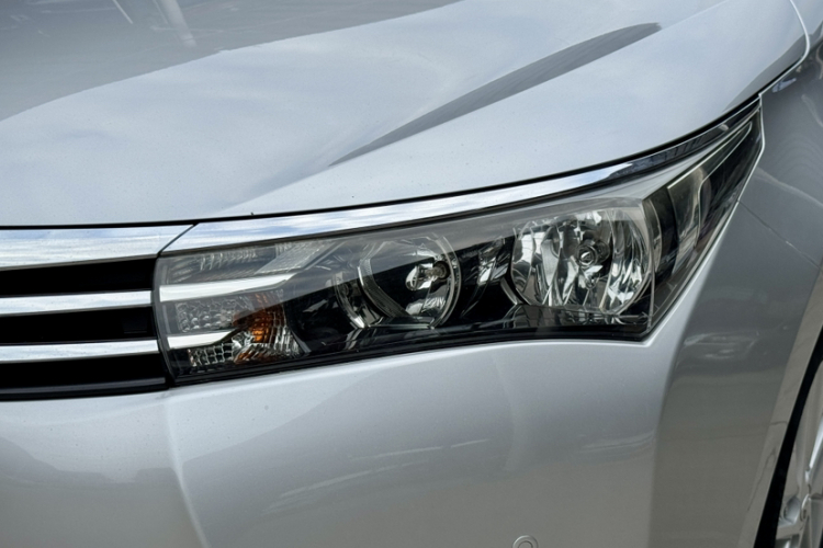 Toyota Corolla 2016 immagine di auto #10