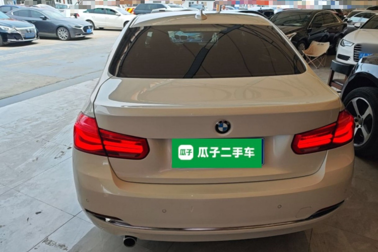 BMW 3 Series 2016 car image #6